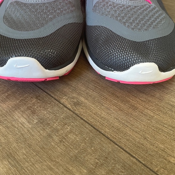 Nike Flex TR6 Sneakers - Picture 8 of 8